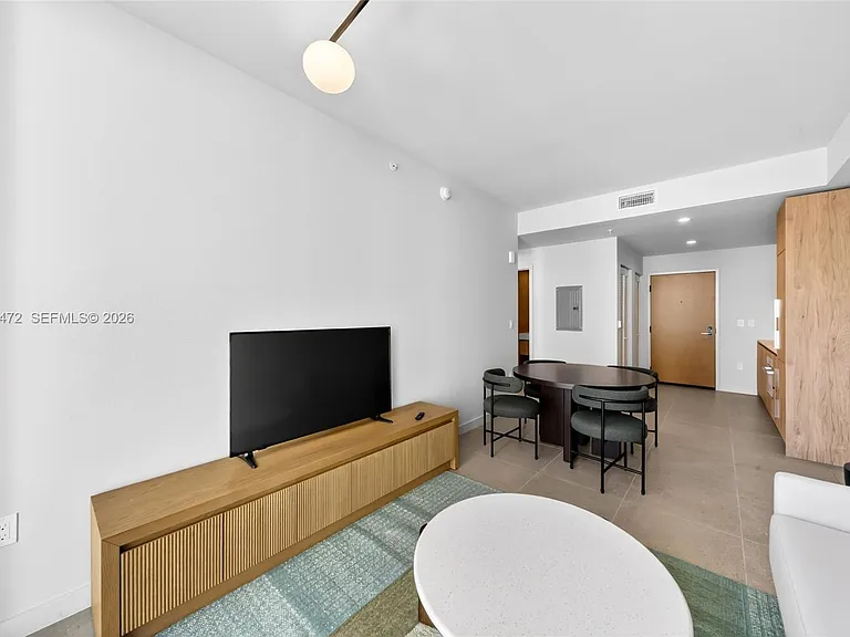 11 NE 6th St #3210 — Photo 32
