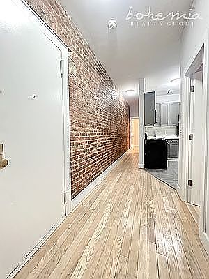 5th image of 512 W 158th St #10