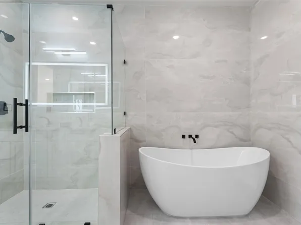 5204 Gibson Dr, The Colony, TX 75056