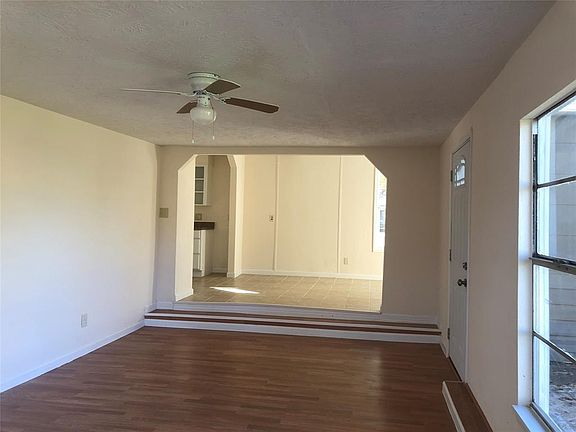 5th image of 7701 Bradford St