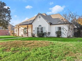 2408 Vogue Dr, Lake Charles, LA 70605