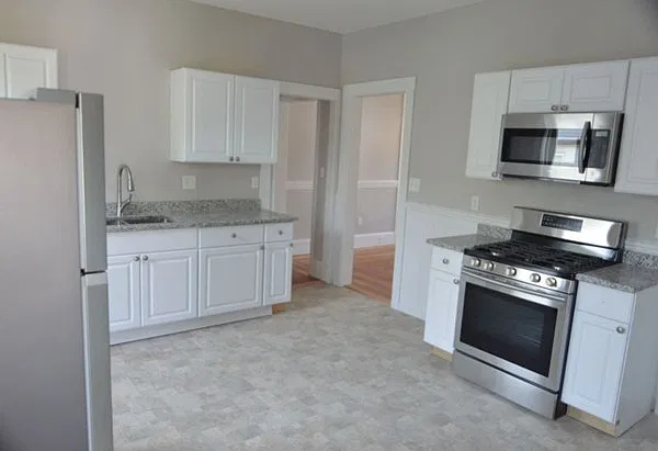 20 Corona St #3