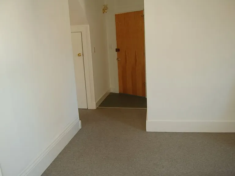 257 High St #201 — Photo 2