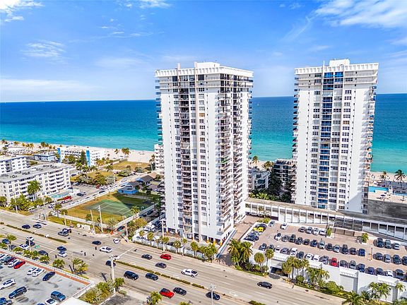 3rd image of 2101 S Ocean Dr APT 2304