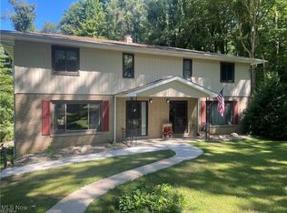 4435 Ridgedale Dr, Akron, OH 44319