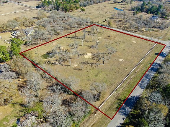 4th image of 26071 Forest Hills Ln