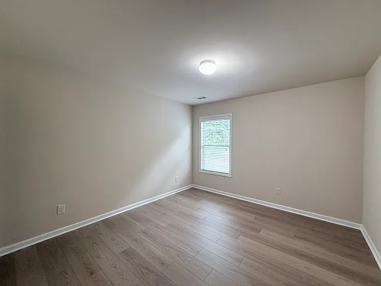 1610 Apple Blossom Dr — Photo 20