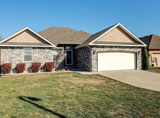 21501 Murlo Cir, Peculiar, MO 64078