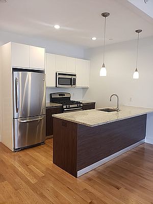 1st image of 848 Bergen St #107