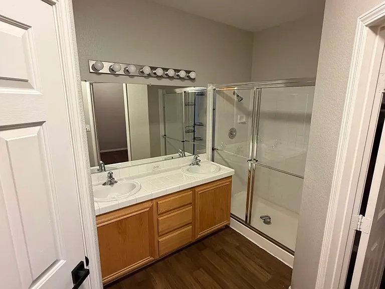 106 Lighthouse Dr — Photo 7