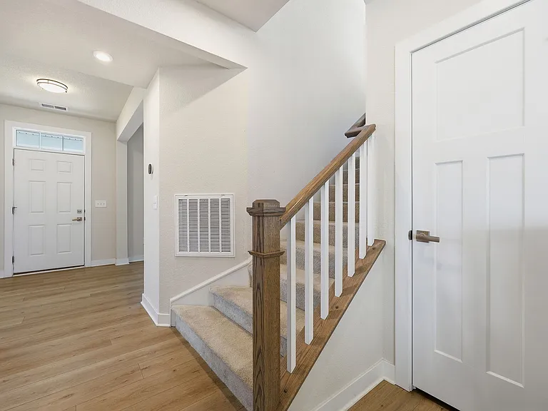 101 Iris Cir — Photo 21