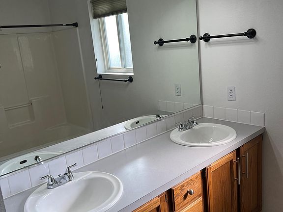 Bathroom vanity with double sinks