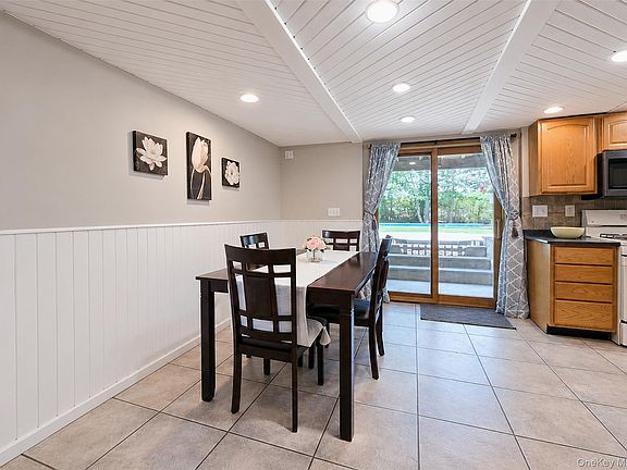 4th image of 15 Cabin Lane
