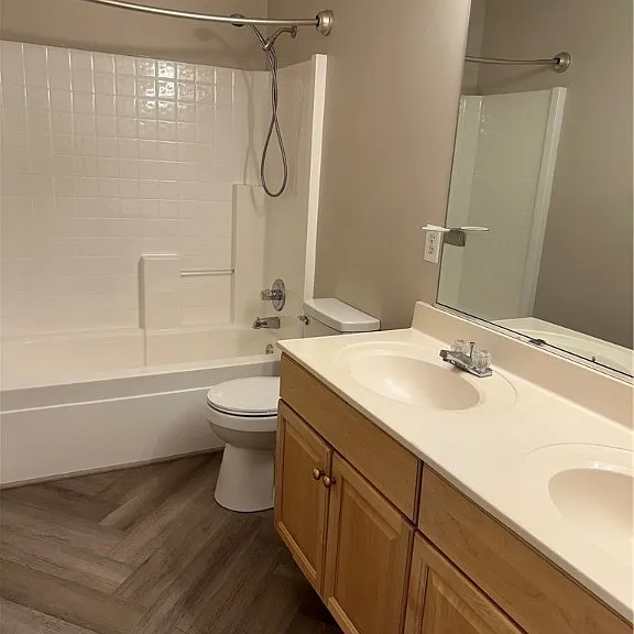 5219 Scotsglen Dr — Photo 12