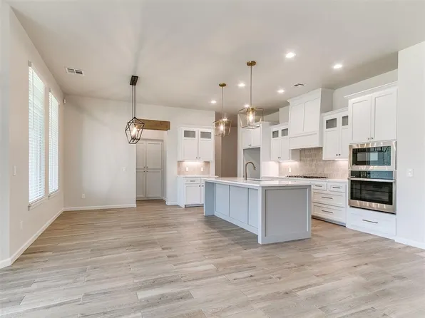 6509 NW 144th St, Oklahoma City, OK 73142