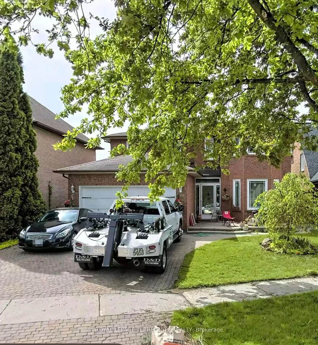 19 Cygnus Dr photo 1