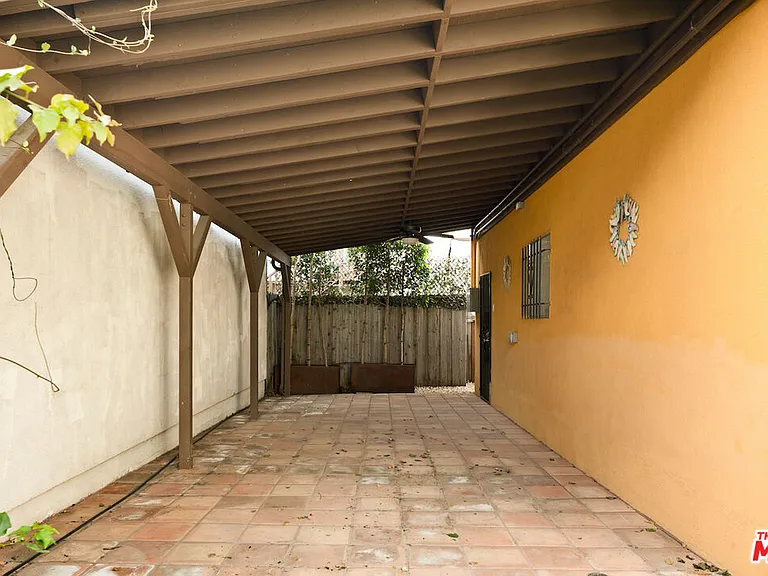 637 N Alta Vista Blvd — Photo 22