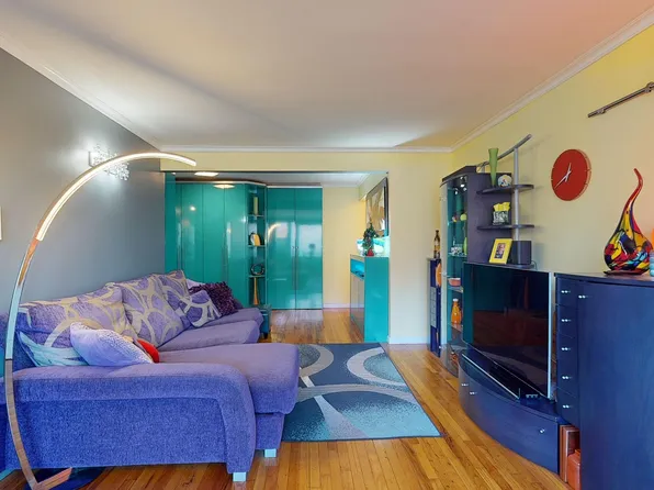 3101 Ocean Parkway image 10 of 26