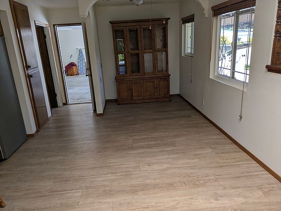 5th image of 1510 Sunrise Dr