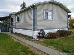 7928 97th Ave, Peace River, AB T8S1J3