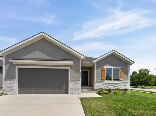 10101 N Oakland Ave, Kansas City, MO 64157