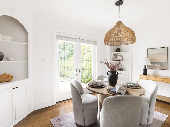 3rd image of 535 Falkland Rd