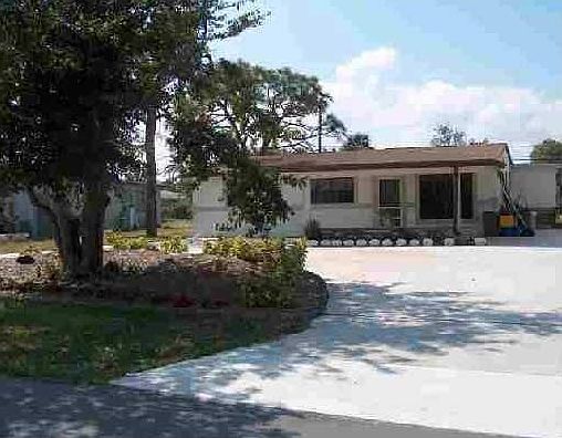 1st image of 19136 SE Homewood Ave