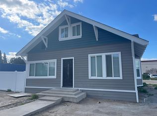 136 N Sheridan St, Corona, CA 92882