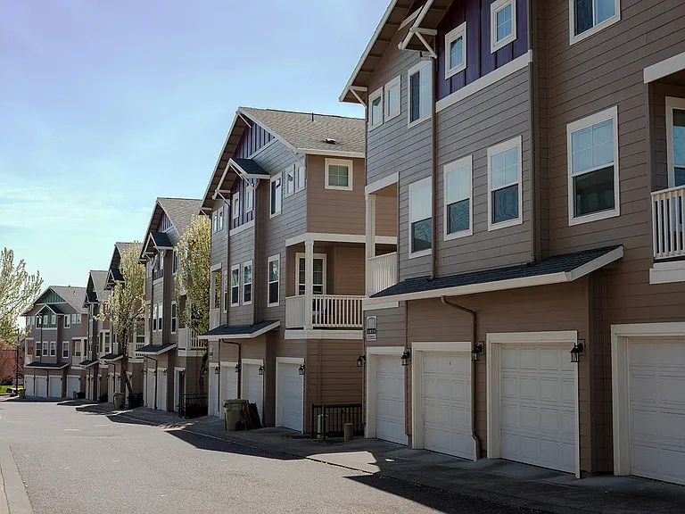 Westview Heights Apartments — Photo 12