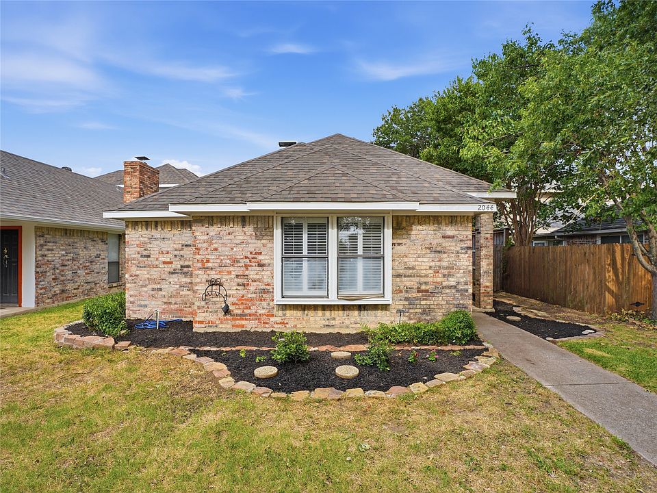 1st image of 2044 Whippoorwill Ln