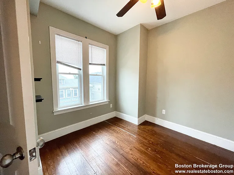178 Hillside St #2 — Photo 11