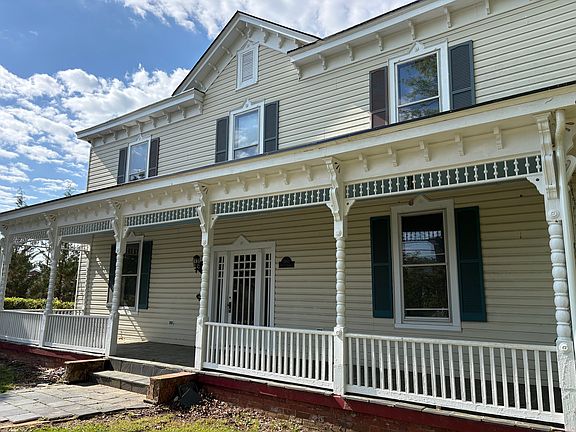 2nd image of 646 Lee Grant Ave