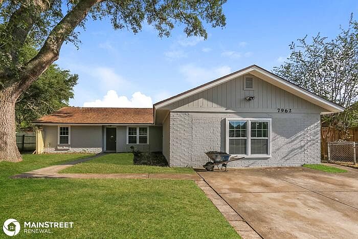 1st image of 7962 Dwyer Dr