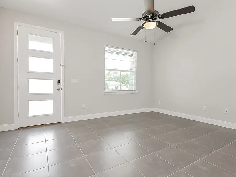 604 Gaul Way — Photo 4