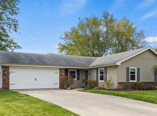 5704 Millbridge Ct, Fort Wayne, IN 46825