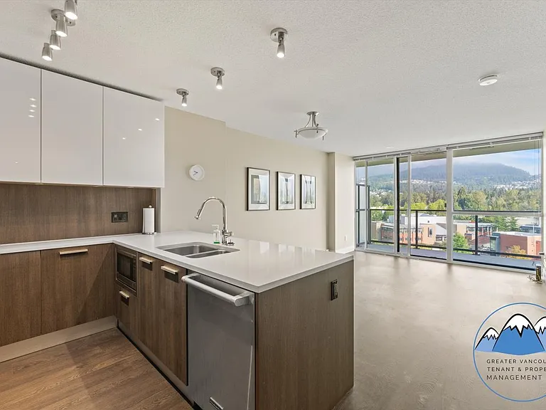 3007 Glen Dr — Photo 2