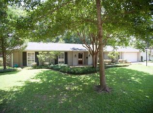 4656 Hazlewood Dr, Jackson, MS 39211