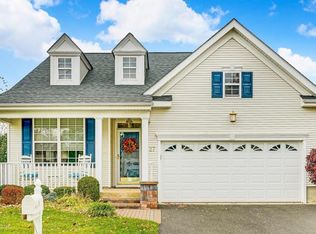 27 Silver Charm Rd, Manalapan, NJ 07726