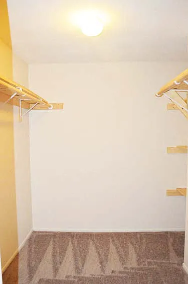 Valley Apartments — Photo 21