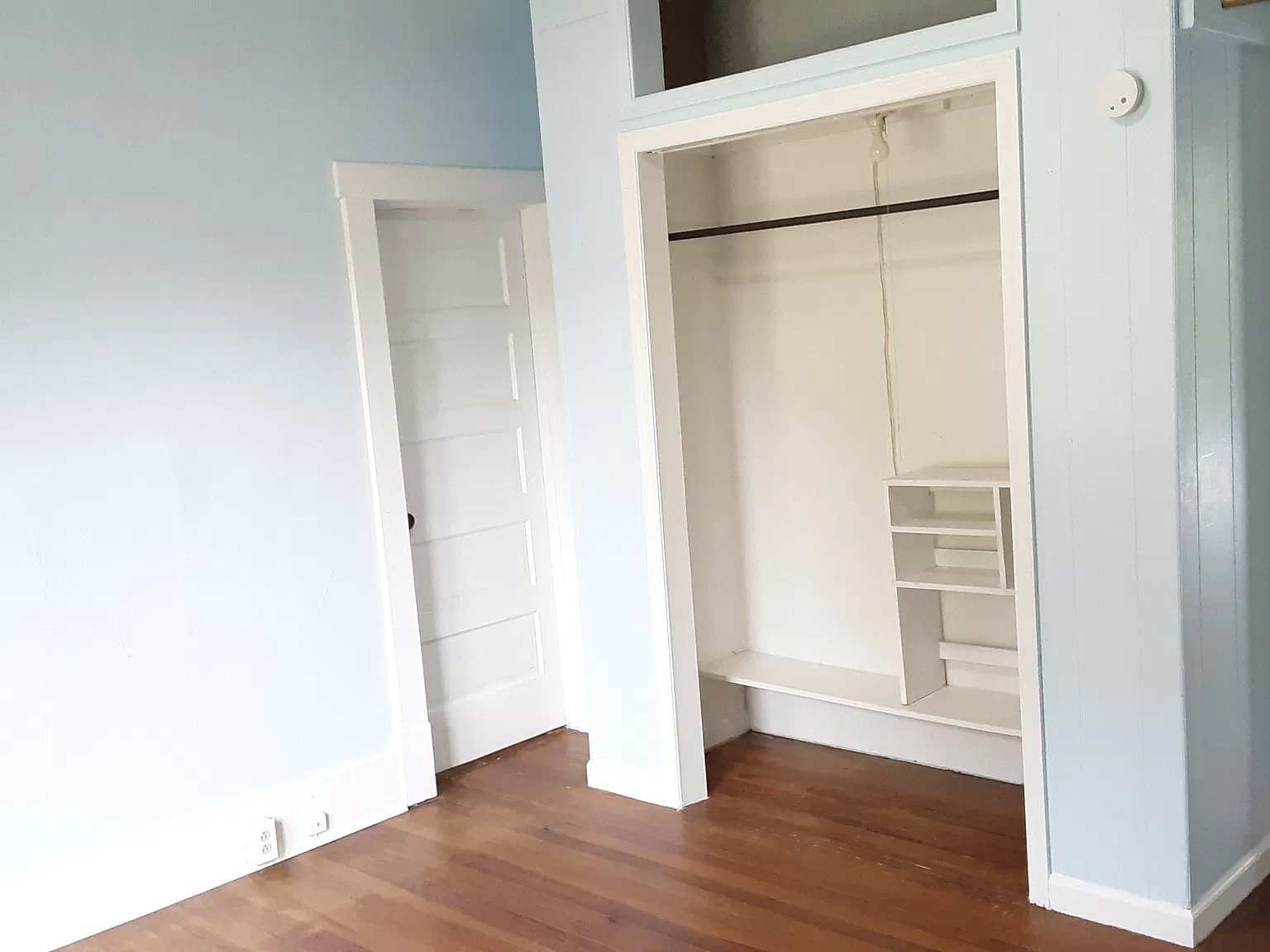 5 bed, 1700 sqft, $3,500 — Photo 3