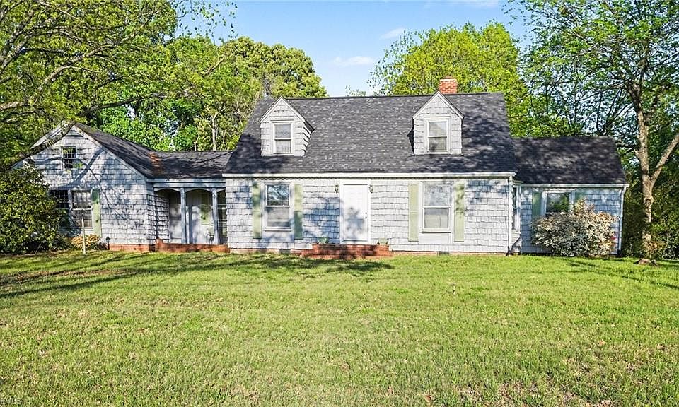 1st image of 312 Pineywood Rd