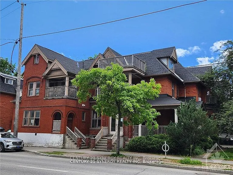 450 Maclaren St #8 — Photo 13