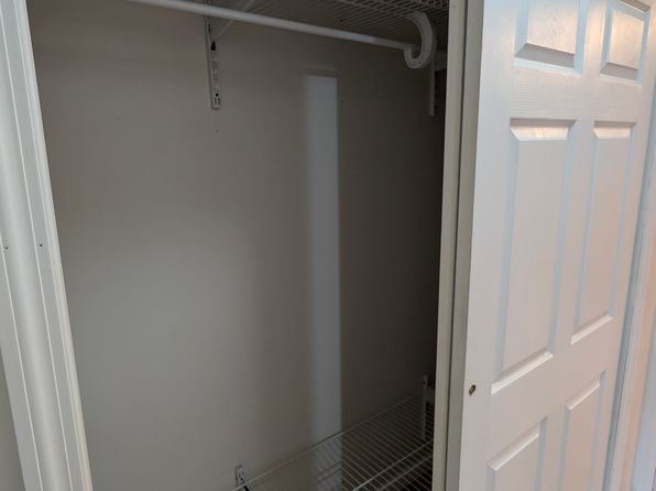 289 Main St APT 3E