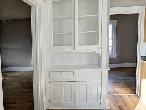 Build-in Pantry