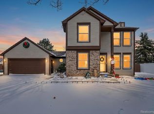 8051 Rose Ln, Goodrich, MI 48438