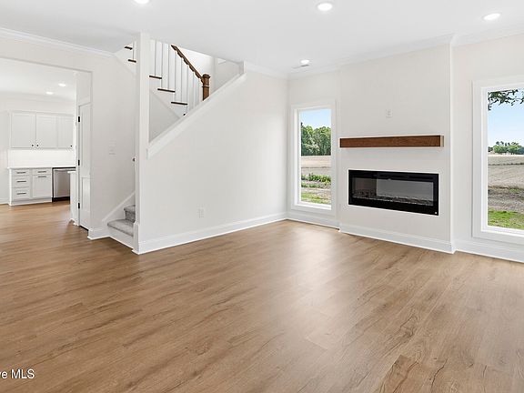 5th image of 1851 Carraway Road