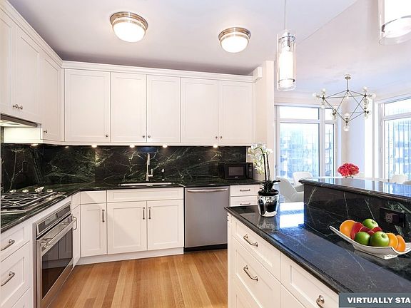 3rd image of 15 Central Park W APT 12M
