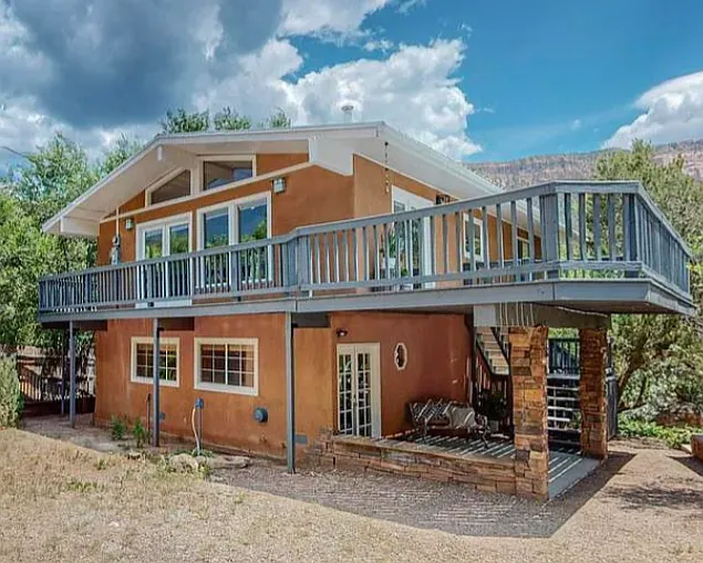 343 Mooney Blvd — Photo 1