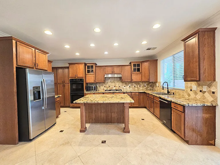 11725 Costa Blanca Ave — Photo 11