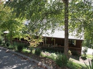 320 Poplar Estates Dr, Scott Depot, WV 25560